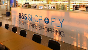 Shop Fly, Ladenbau Flughafen Eindhoven Airport - 